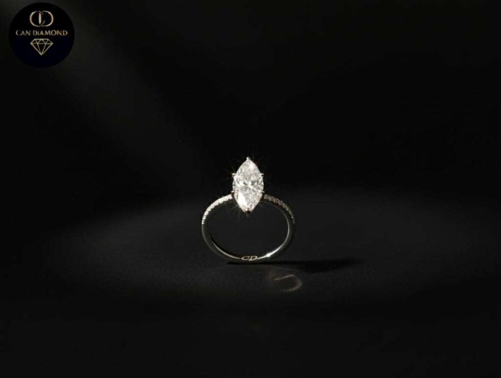 Can Diamond - Kolu Taşlı Markiz Yüzük