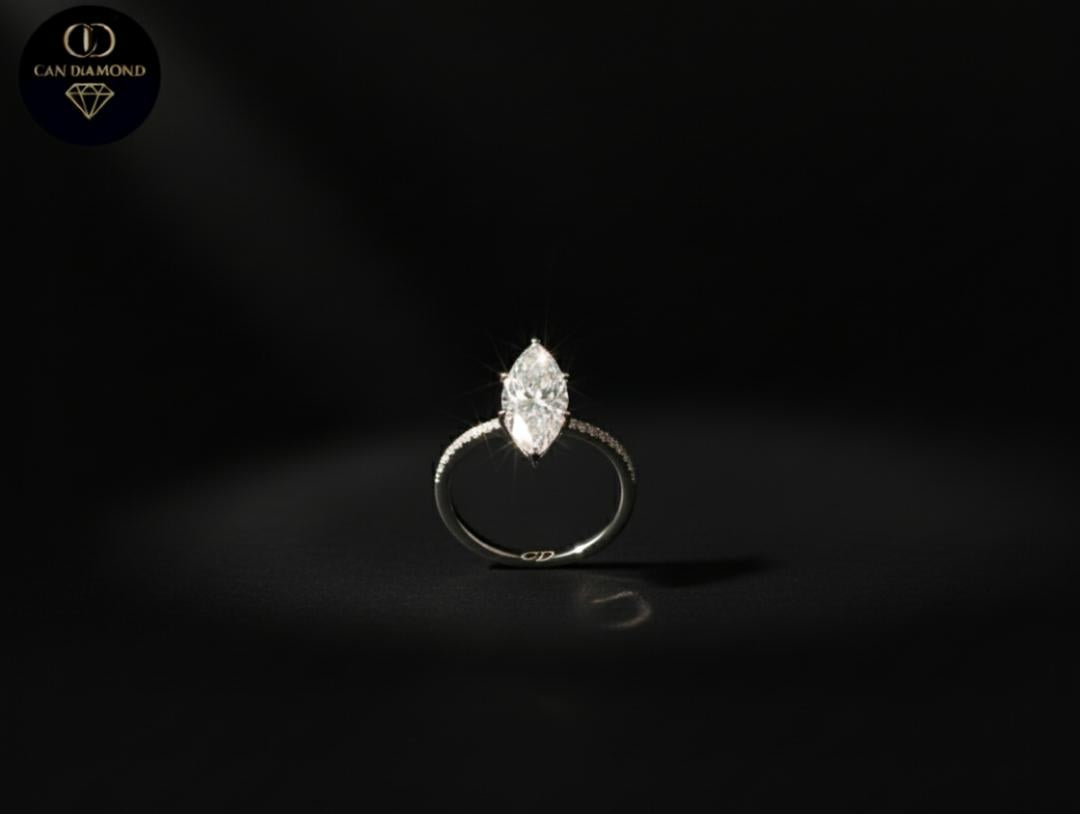 Can Diamond - Kolu Taşlı Markiz Yüzük